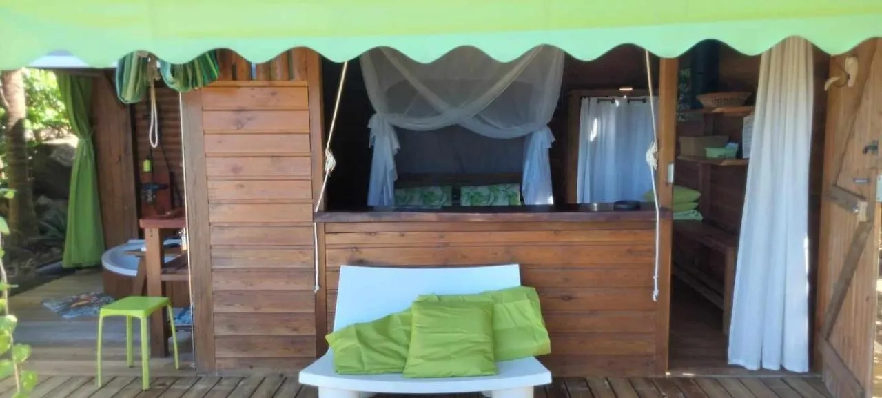 Οργανωμένο κάμπινγκ Ma Cabane Deshaies